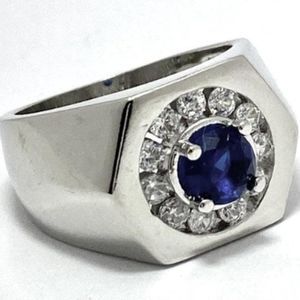 0.98 ctw Blue and White Sapphire Ring
